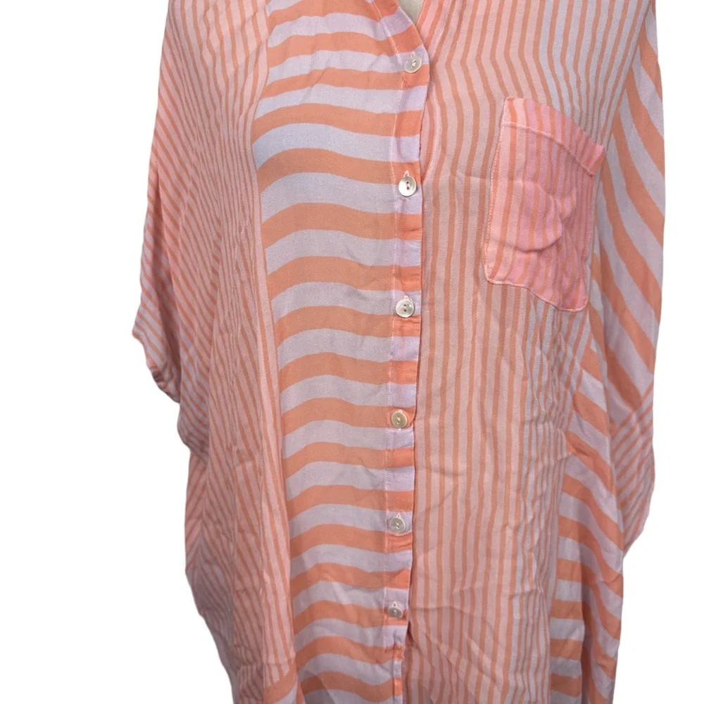 Saachi Striped peach and White Button-Up Shirt size large - Picture 2 of 11